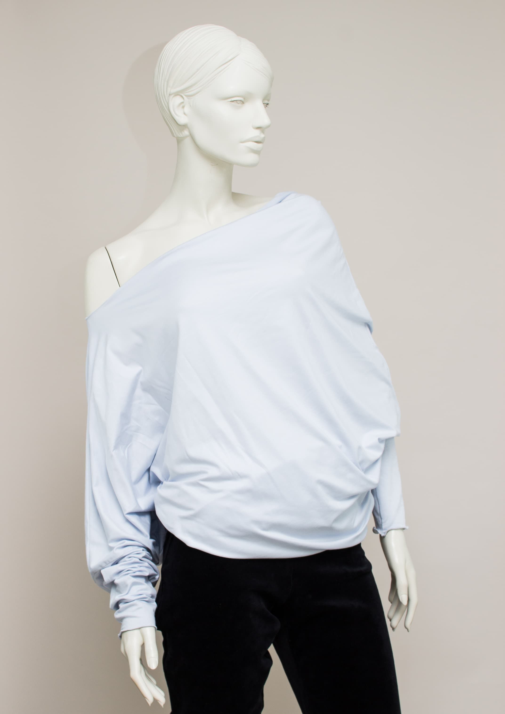 Meda Oversized Pullover-Kleid Meda Oversized Pullover-Kleid