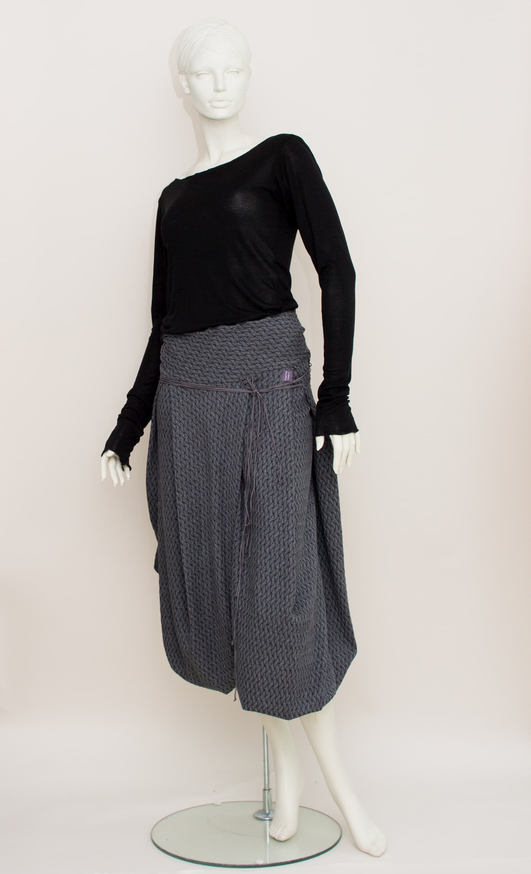 Lilith Hose