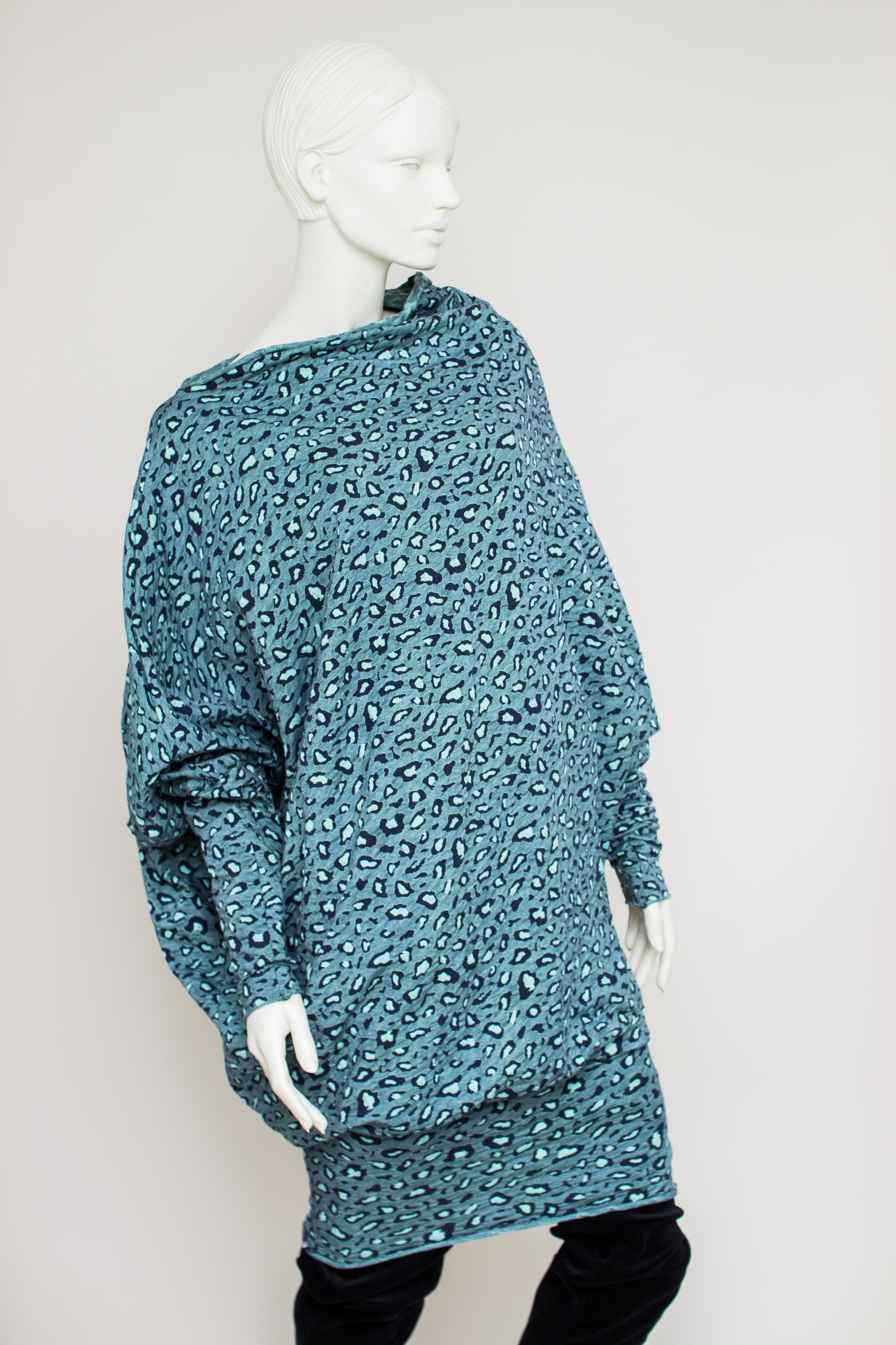 Meda Pullover - Kleid Meda Pullover - Kleid