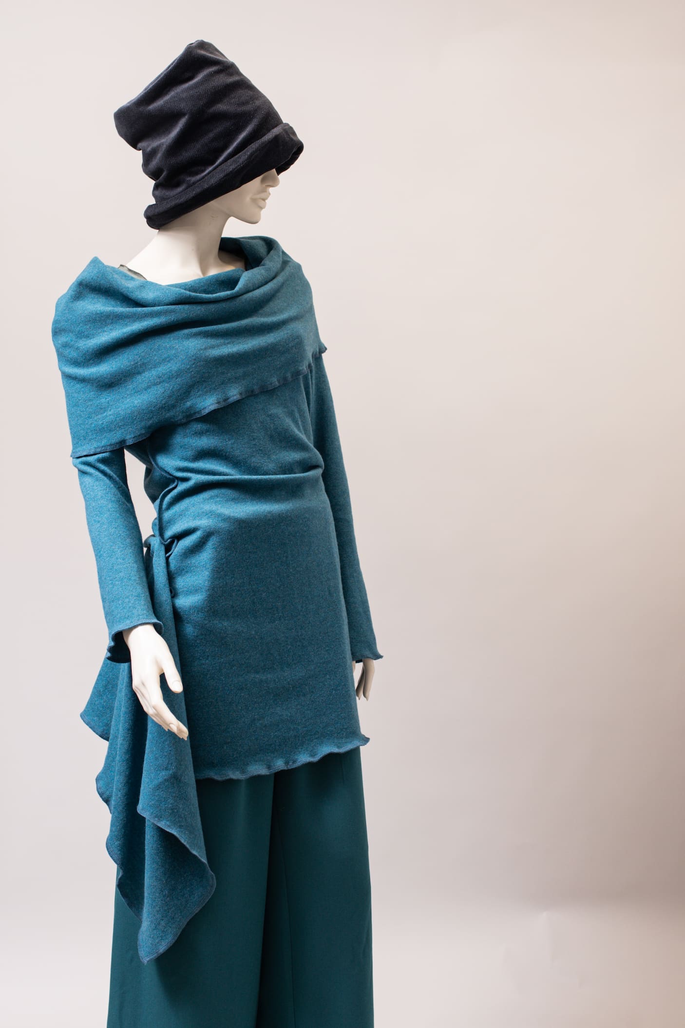 La Loba Pullover-Kleid La Loba Pullover-Kleid