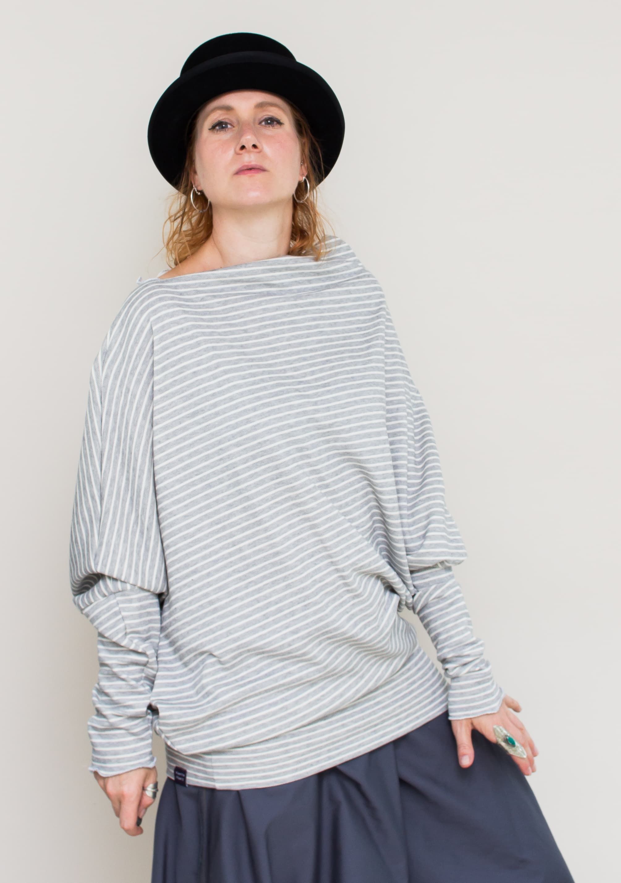 Meda Oversized Pullover-Kleid Meda Oversized Pullover-Kleid