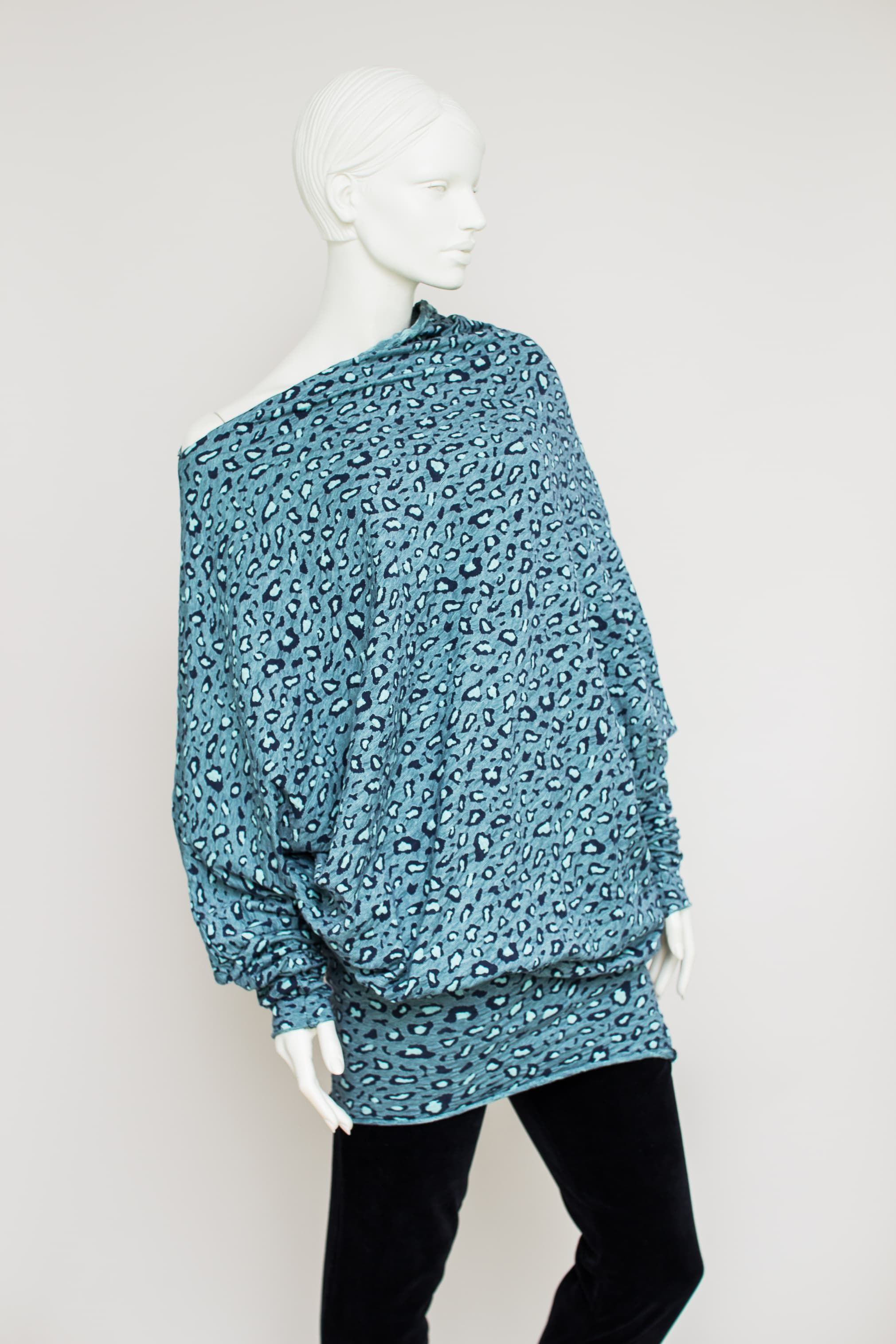 Meda Pullover - Kleid Meda Pullover - Kleid