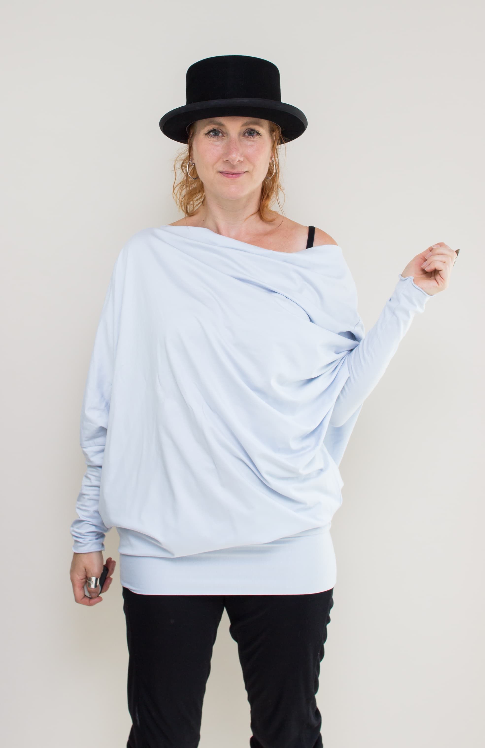 Meda Oversized Pullover-Kleid Meda Oversized Pullover-Kleid