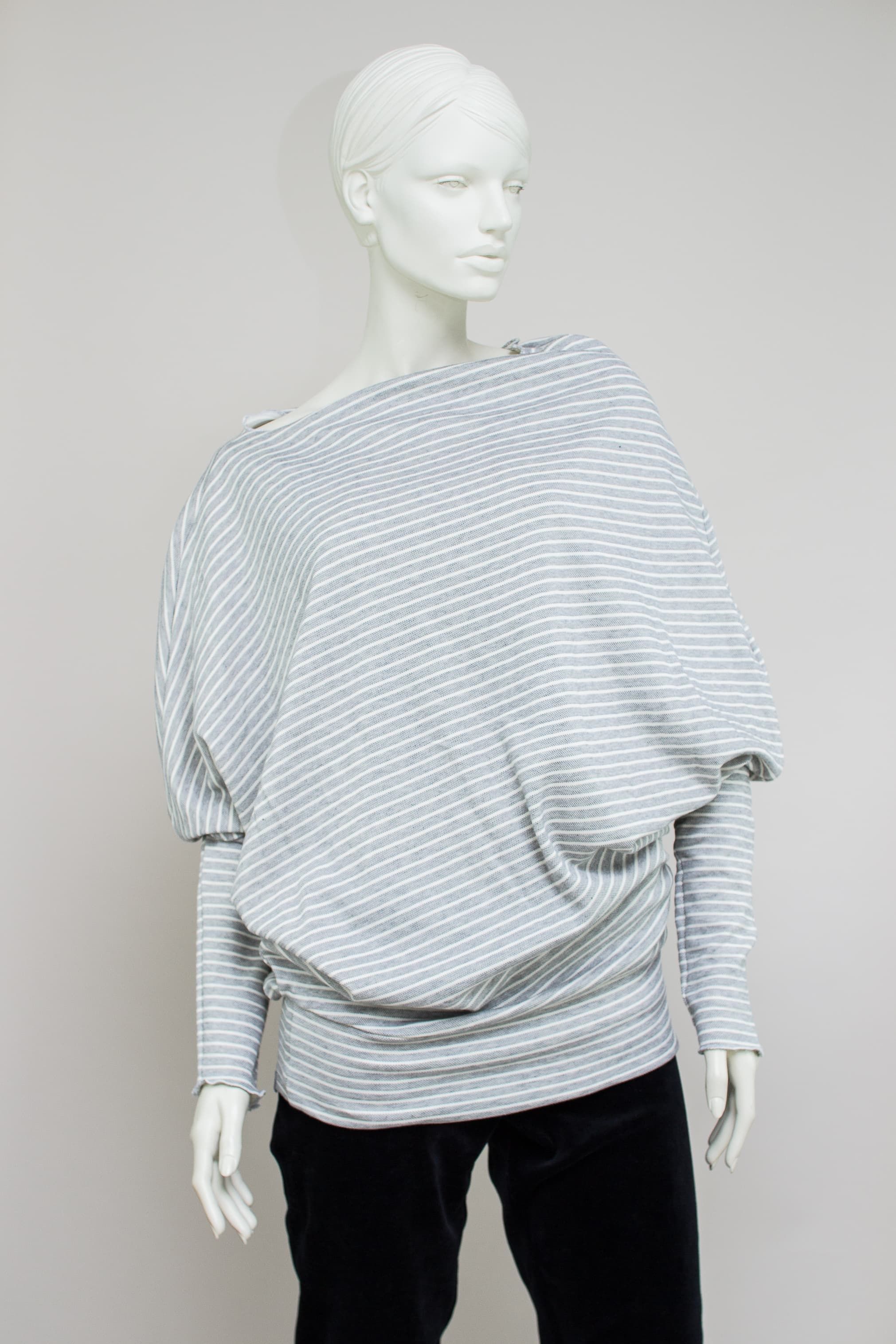 Meda Oversized Pullover Meda Oversized Pullover