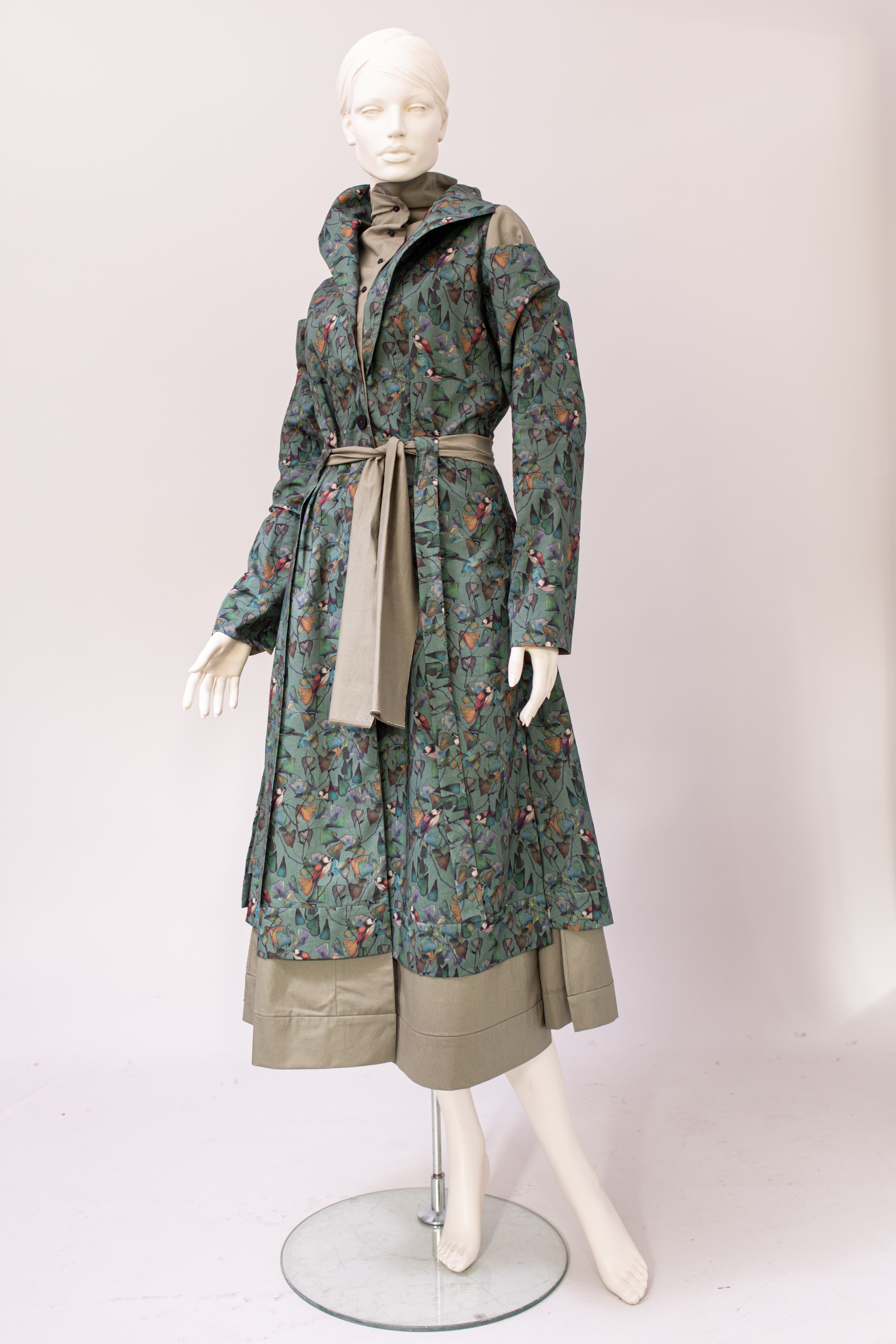 Tiamat Birds Mantel & Kleid Tiamat Birds Mantel & Kleid
