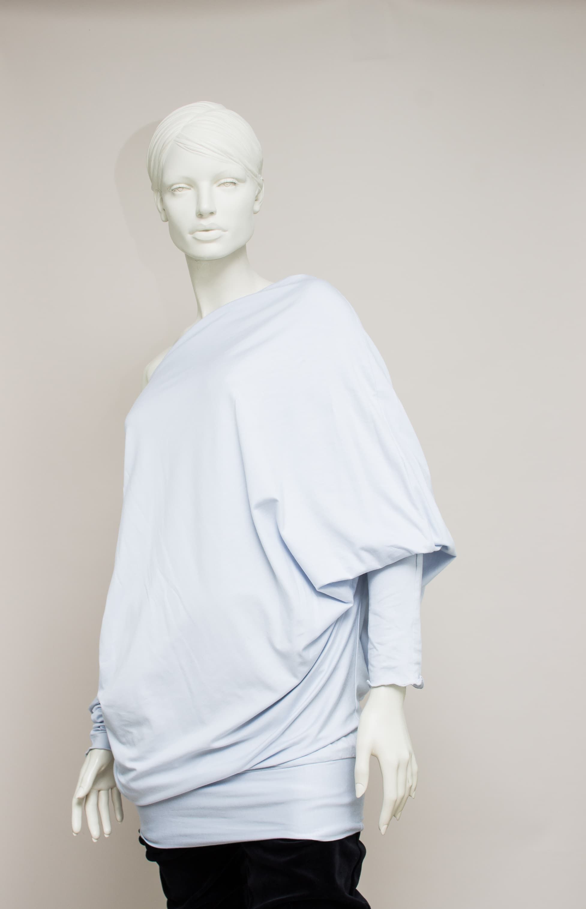 Meda Oversized Pullover-Kleid Meda Oversized Pullover-Kleid